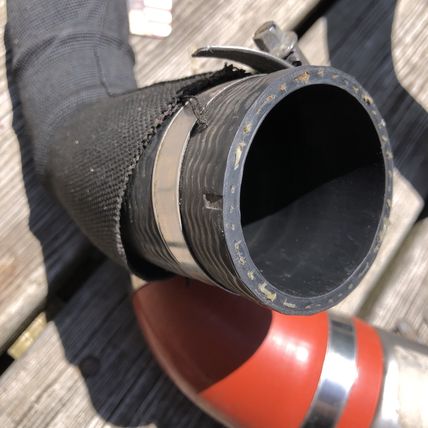 Land Rover LR2 LR038317 Turbo Air Inlet Tube Duct Pipe Hose OEM 2.0L