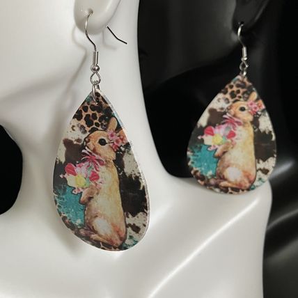 Earrings Farm Animal Bunnies with Flowers 2 Pair #753