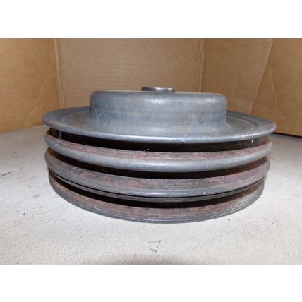 1963 - 68 Chevy Crank Pulley 458530CA OEM 64 65 66 67 SB Corvette + 77 - 85 GM