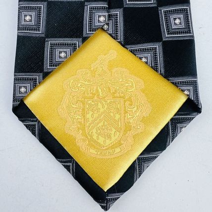 Donald Trump Signature Collection Black Gray Squares Necktie Tie Silk
