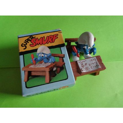 Boxed schoolboy super smurf with desk and bench