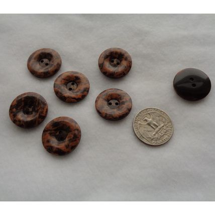 Y7 Mottle Brown Buttons 23mm 3/4 Round 2 Hole 7 Pieces Sewing Crafting