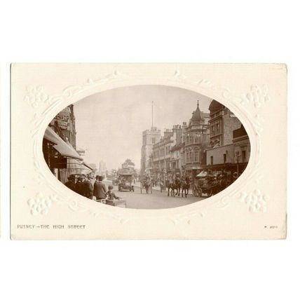 Postcard PUTNEY THE HIGH STREET circa early 1900s unposted Hutchinson & Co