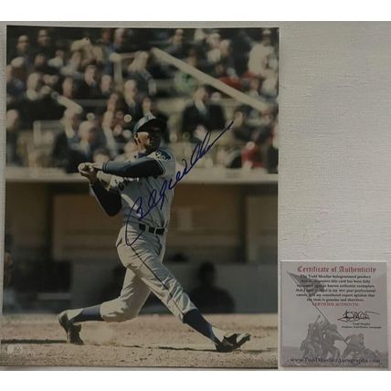 Billy Williams Signed Autographed Glossy 8x10 Photo Chicago Cubs