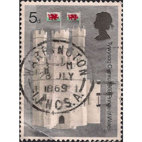 GB, Queen Eleanor's Gate, Caernarvon Castle, silver 1969, 5d, #3