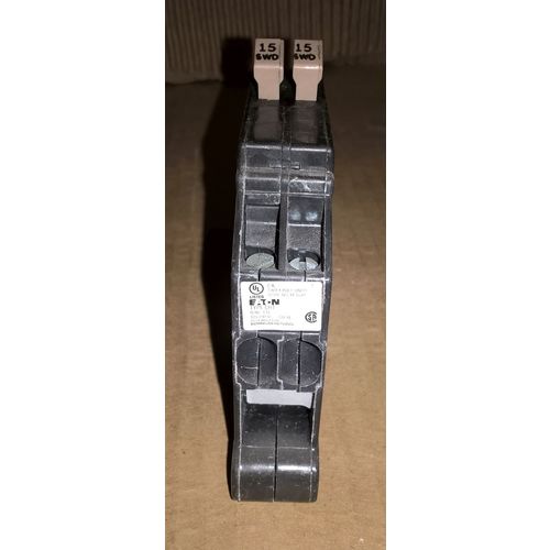EATON CUTLER HAMMER CHNT1515 15/15 Amp 1 Pole 120/240v Tandem Twin Breaker