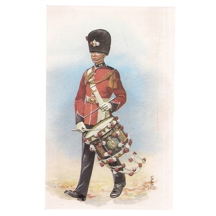 Drummer, THE ROYAL REGIMENT OF FUZILIERS 1975 uniform unused postcard =