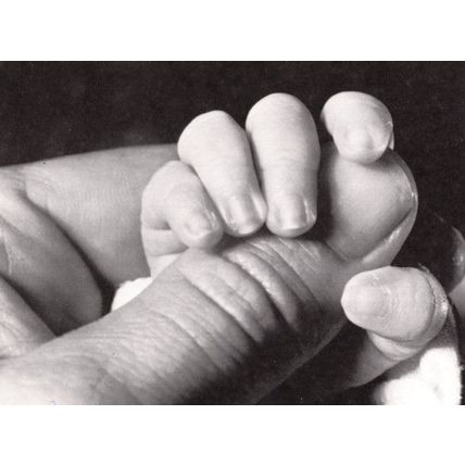 Babys Hand With Giant Thumb Optical Illusion Photographic Art Postcard