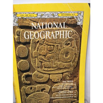 National Geographic Magazine December 1975 The Maya - Vintage Collectable