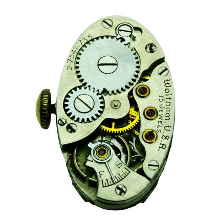 Waltham Model 665 650 15 J Watch Movement Size 6.5 x 11''' = 14.6 x 24.8 mm Runs