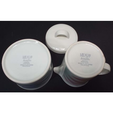 Mikasa Intaglio Fantazz Cream and Sugar Set CAC64 Dinnerware John Bergen