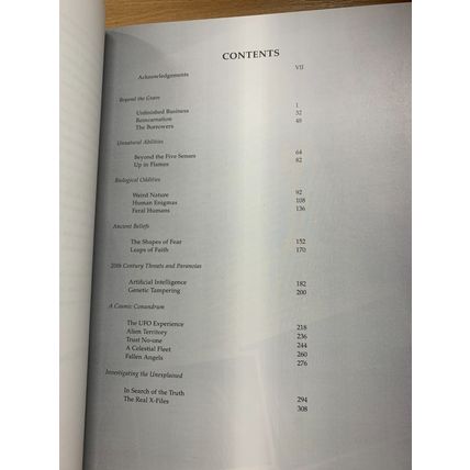 1996 JANE GOLDMAN THE X-FILES - BOOK OF THE UNEXPLAINED 1.3kg HARDBACK BOOK (P7)
