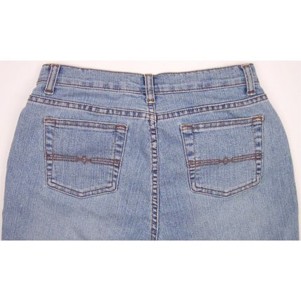 Pre-Owned St. John's Bay Faded Lt. Blue Denim 5 Pocket Jeans, 28" Inseam, 10