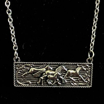 Necklace 3D Carved Horses Pattern Silver Color Pendant #695