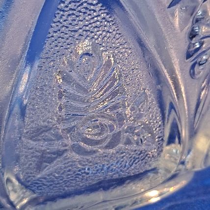 FIRNA Indonesia GLASS BOWL Candy Dish Nut Box Hearts Roses 7"