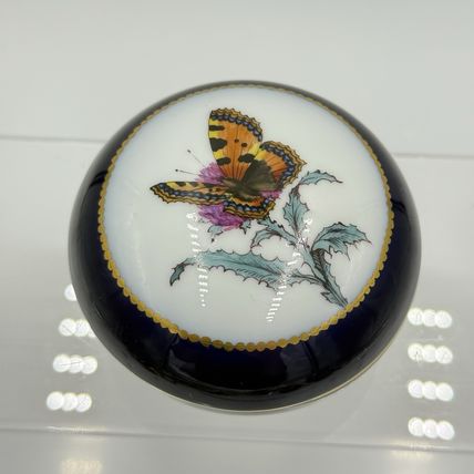 Antique Nymphenburg porcelain trinket Box monarch butterfly 1699 #3 Lidded Dish