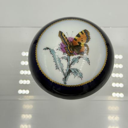 Antique Nymphenburg porcelain trinket Box monarch butterfly 1699 #3 Lidded Dish