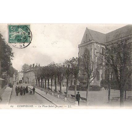 60 - COMPIEGNE - La place Saint-Jacques