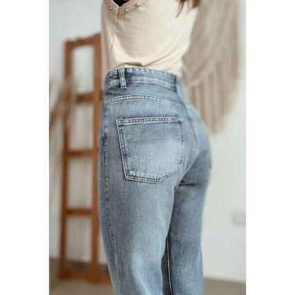 Beau Blue Slightly Distressed Ankle-length Straight Jeans