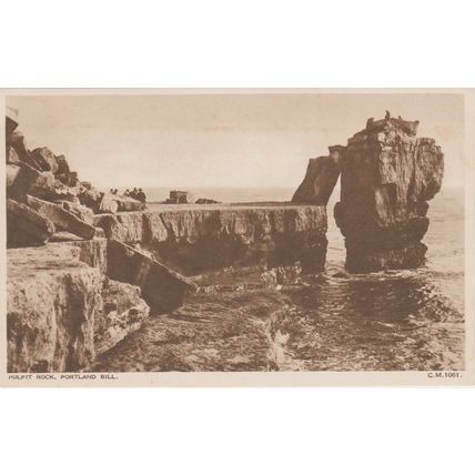 Pulpit Rock Portland Bill Dorset Postcard (QDOR414)