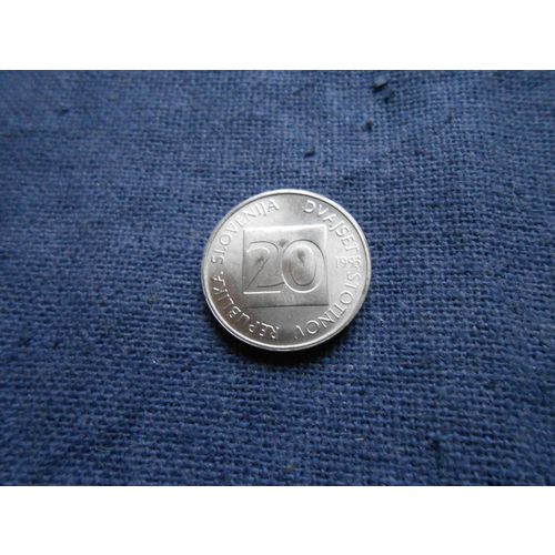 1993 SLOVENIA 20 STOTINOV COIN, ( Owl )
