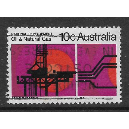 AUSTRALIA 1970 NATIONAL DEVELOPMENTS 10c OIL AND NATURAL GAS SG472 FINE USED#