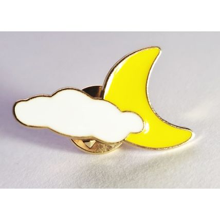 Novelty Cloud and Moon metal novely lapel pin badge