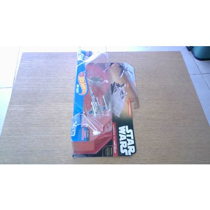 STAR WARS - First Order Transporter vs X-Wing Fighter - Hot Wheels Twin Pack