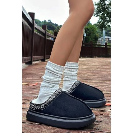 Black Contrast Edge Suede Plush Lined Thick Sole Winter Slippers