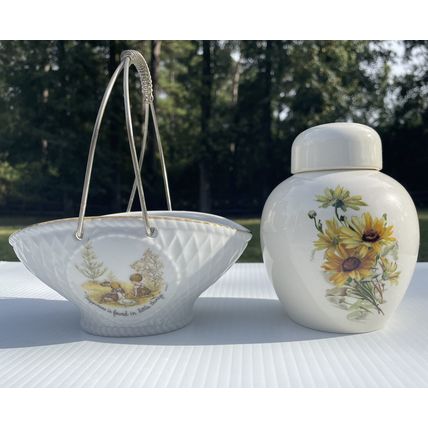 VTG HOLLY HOBBIE PORCELAIN BASKET W/ WIRE HANDLE & CERAMIC JAR W/LID -SUNFLOWERS