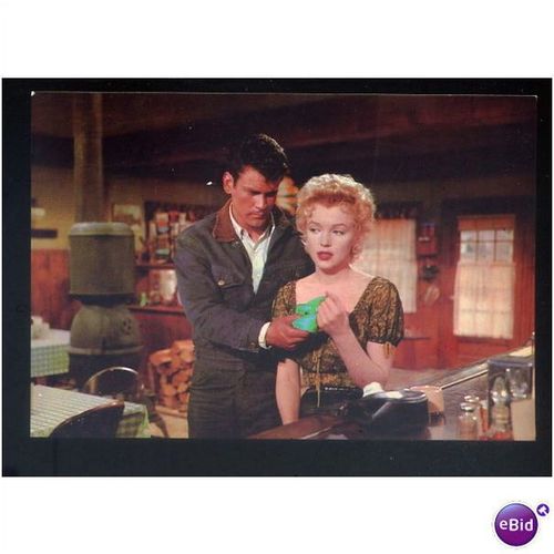 Cinema 105-018 MARILYN MONROE Postcard by Classico