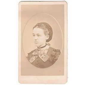 VINTAGE ' SMALL CABINET PHOTO ' MOTHER H.H. Freeamn 1870