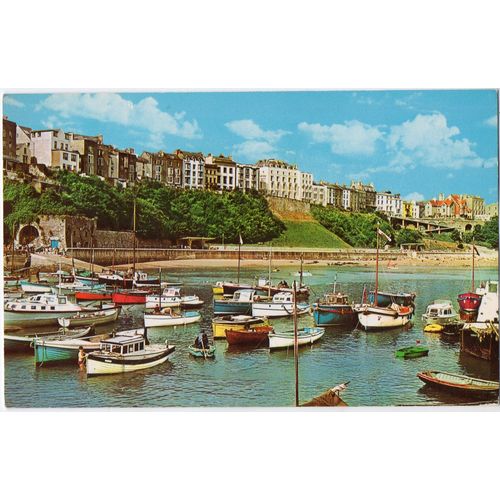 NPO Fotocolor Postcard Tenby Pembrokeshire