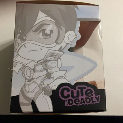 Exclusive Overwatch Electric Purple Tracer Figure Cute but Deadly
