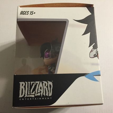 Exclusive Overwatch Electric Purple Tracer Figure Cute but Deadly