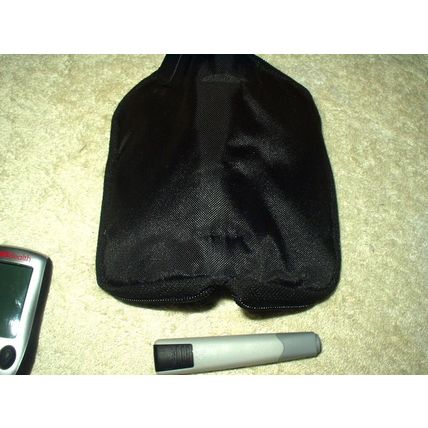 CVS HEALTH ADVANCED BLUETOOTH GLUCOSE METER, LANCING DEVICE & CASE