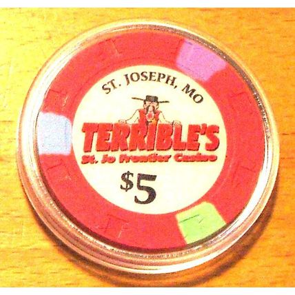 (1) $5. TERRIBLE'S FRONTIER CASINO CHIP - Saint Joseph, Missouri