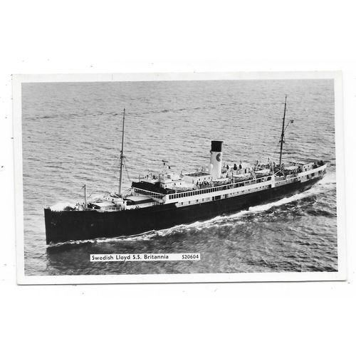 SUPER REAL PHOTOGRAPHIC SHIPPING POSTCARD OF SWEDISH LLOYD S.S.BRITIANNIA (3270)