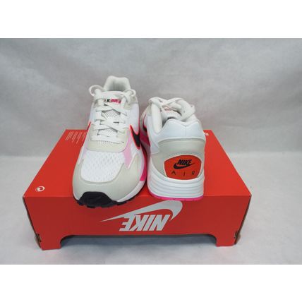 Womens 10 Nike Air Max Solo White Red Hot Pink Shoes FN0784-102 Heel Compression