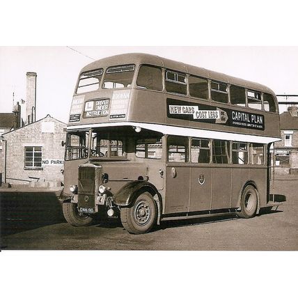 Black & White Photograph of Northampton Corporation Transport - DNH 190