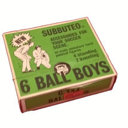 Subbuteo SIX BALL BOYS #C134 In Original Reference Box