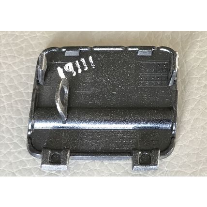Bmw M90 M91 Rear Bumper Towing Eye Cover Genuine Part Met Silver 7202671