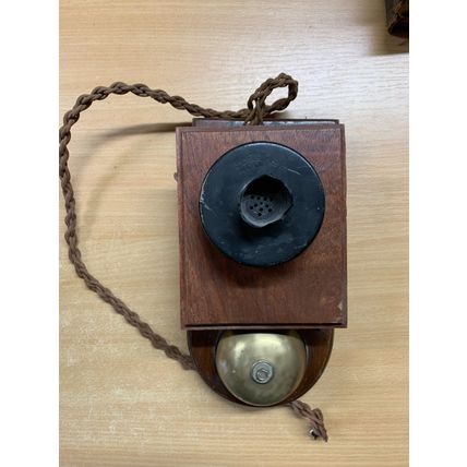 RARE* ANTIQUE OR VINTAGE W-26/4001 No.1 4-LINE INTERPHONE (P8)