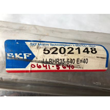 Lot 2 SKF LLRHR35-640 E=40, 5202148 LINEAR RAIL,34mm X 400mm,llrhr35-640p5w1,AB