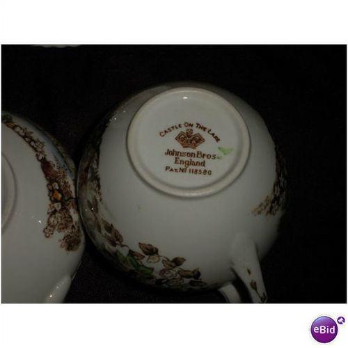 Johnson Bros Sugar Bowl & Creamer