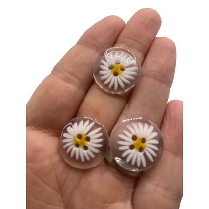 Transparent Clear Daisy Flower 4 Hole Sewing Knitting Buttons 20mm To 11.5mm