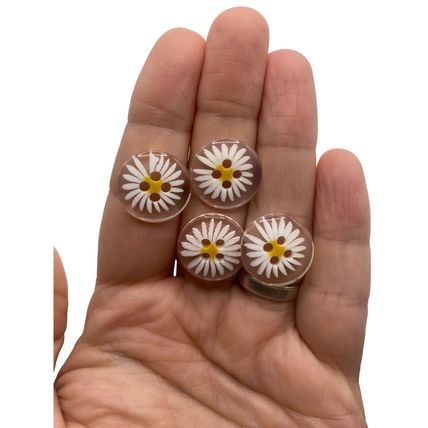 Transparent Clear Daisy Flower 4 Hole Sewing Knitting Buttons 20mm To 11.5mm