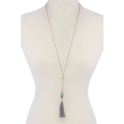 Cut Out Long Oval Bead Tassel Pendant Necklace