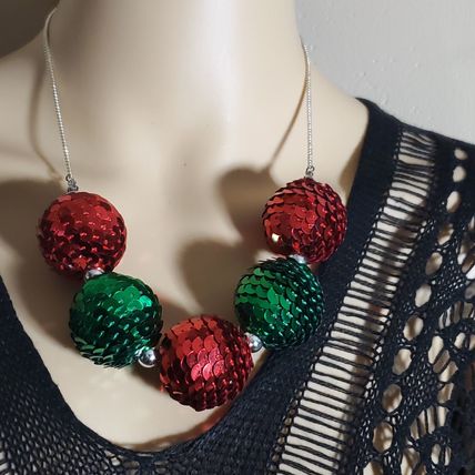 Sequin Christmas Ball Necklace - Vintage - Red, Green, Chunky Holiday Jewelry
