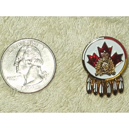 rcmp royal canadian police maintien's le droit "uphold the right" pin hat lapel